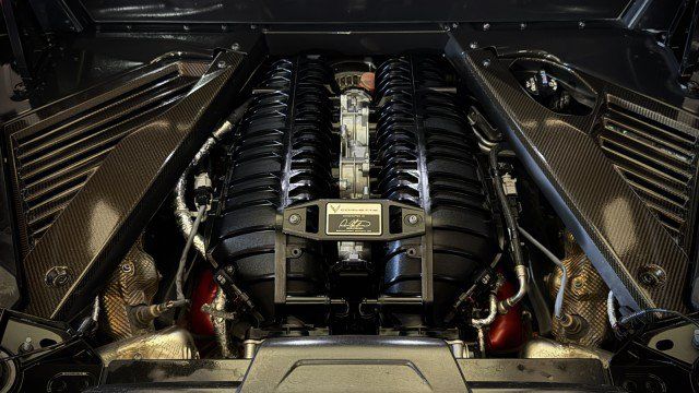 Used 2024 Chevrolet Corvette Z06 w/ Z07 Performance Package RWD image 31