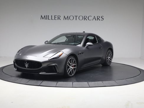 Certified 2024 Maserati GranTurismo Trofeo AWD/4WD image 2