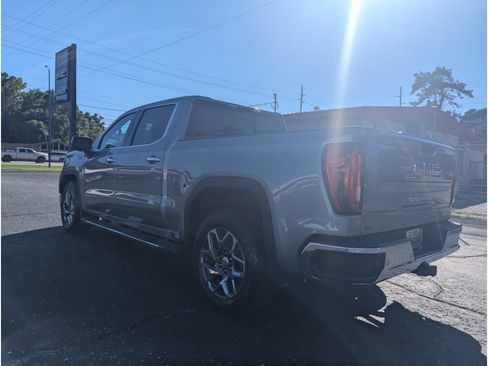 Used 2024 GMC Sierra 1500 SLT w/ SLT Premium Plus Package RWD image 5