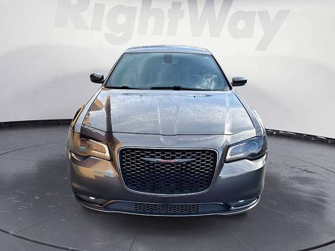 Used 2021 Chrysler 300 S image 8