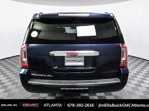 Used 2019 GMC Yukon XL Denali image 31