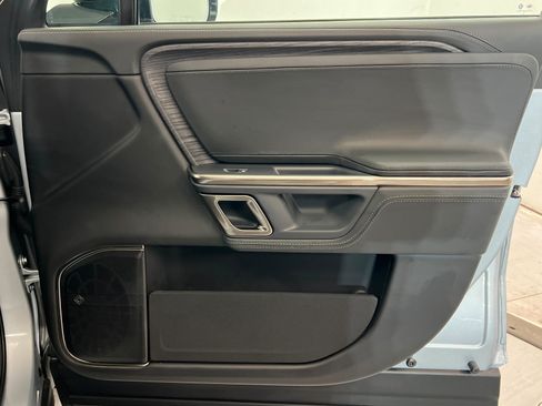 Used 2024 Rivian R1S Adventure AWD/4WD image 25