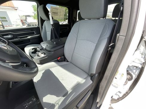 Used 2024 RAM 4500 SLT w/ Quick Order Package 2YG SLT image 11