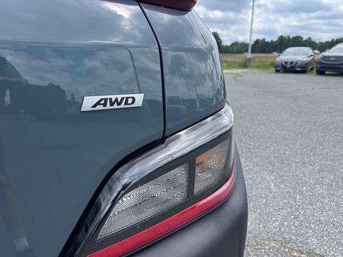 Used 2022 Hyundai Kona SEL w/ Convenience Package AWD/4WD image 5