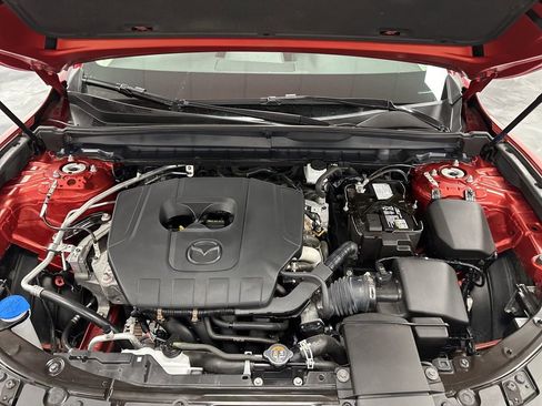 Certified 2025 MAZDA CX-50 AWD 2.5 S w/ Preferred Package image 3