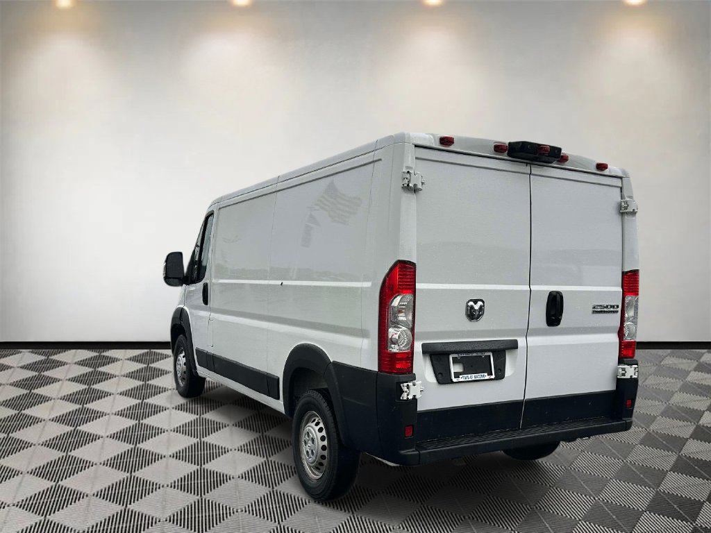 Used 2025 RAM ProMaster 2500 w/ Convenience Group FWD image 6