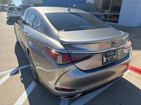 Used 2019 Lexus ES 350 image 4
