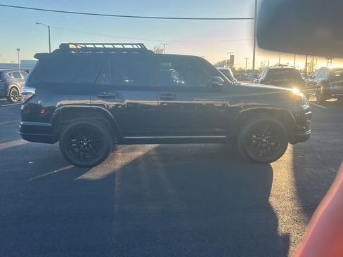 Used 2021 Toyota 4Runner Nightshade image 5