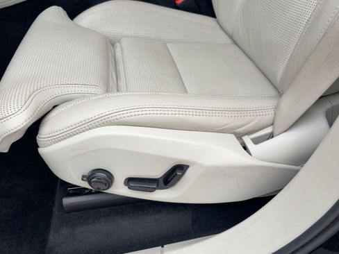 Certified 2021 Volvo XC90 T6 Inscription w/ Protection Package Premier image 14