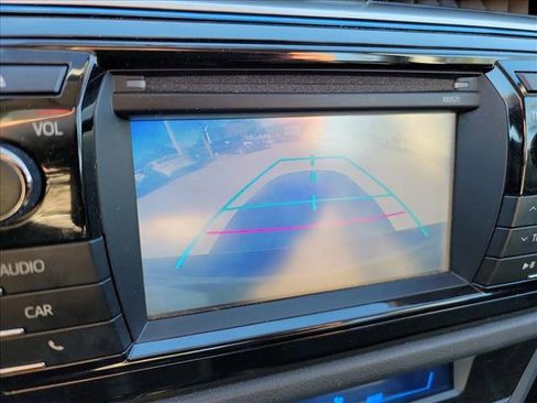 Used 2016 Toyota Corolla S image 21