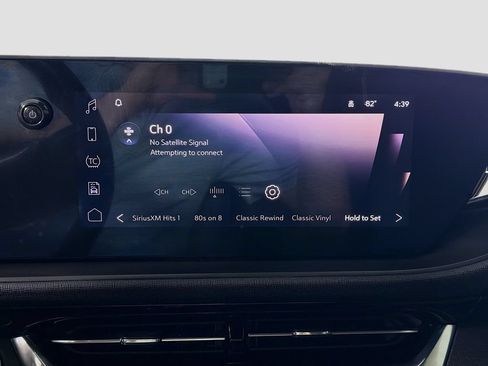 Used 2024 Buick Envista Sport Touring w/ Convenience I Package FWD image 16