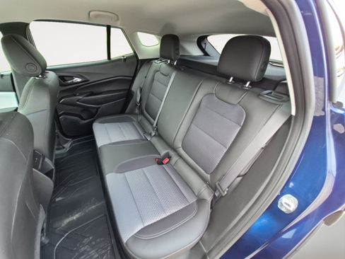 Used 2024 Chevrolet Trax LT w/ Driver Confidence Package FWD image 22