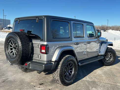 Used 2020 Jeep Wrangler Unlimited Sahara w/ Cold Weather Group image 4