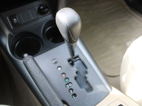 Used 2010 Toyota RAV4 2WD image 23