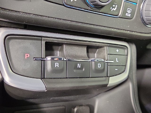 Used 2022 GMC Terrain SLE w/ Driver Convenience Package FWD image 20