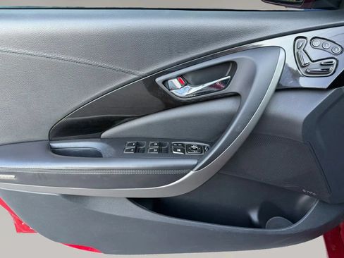 Used 2014 Hyundai Azera Limited w/ Option Group 02 FWD image 9