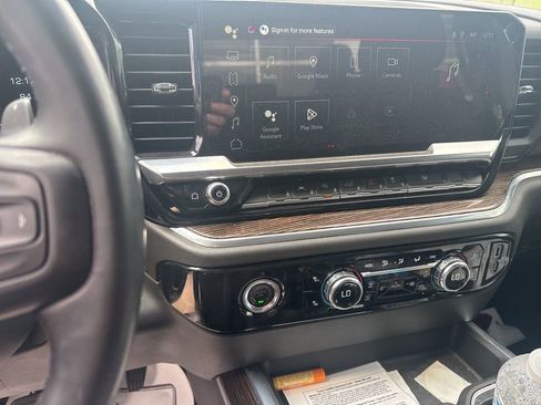 Used 2023 GMC Sierra 1500 Elevation w/ LPO, Elevation Black Package image 15