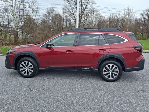 Certified 2024 Subaru Outback Premium image 7