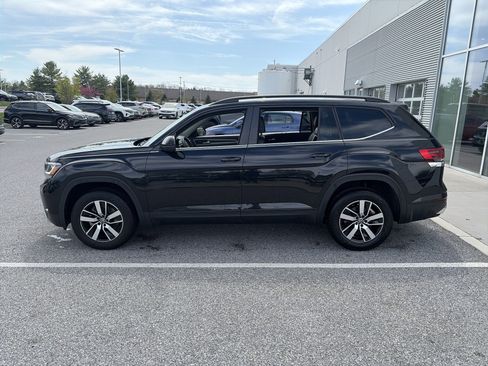 Used 2023 Volkswagen Atlas SE image 16