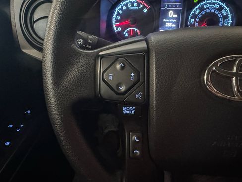Used 2021 Toyota Tacoma SR image 21