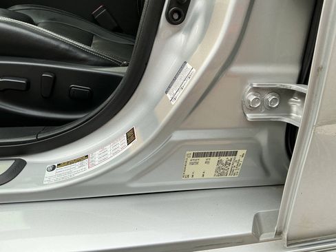 Used 2016 Nissan Maxima 3.5 SL w/ Interior Lighting Package FWD image 28
