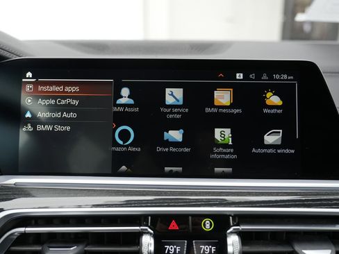 Used 2022 BMW X7 M50i w/ Dynamic Handling Package image 77