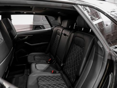 Used 2024 Audi SQ8 Premium Plus w/ Executive Package image 33