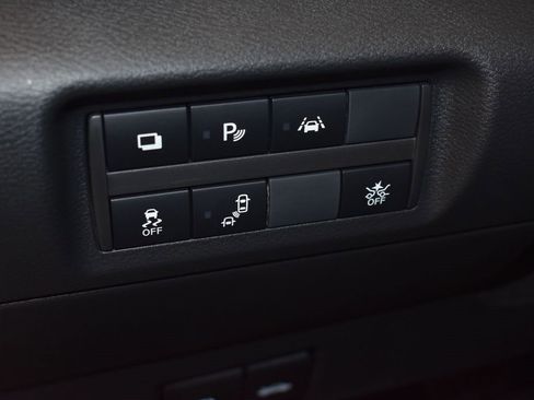 New 2025 Nissan Kicks Play S image 20