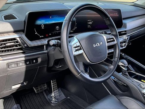 Used 2023 Kia Telluride SX image 17