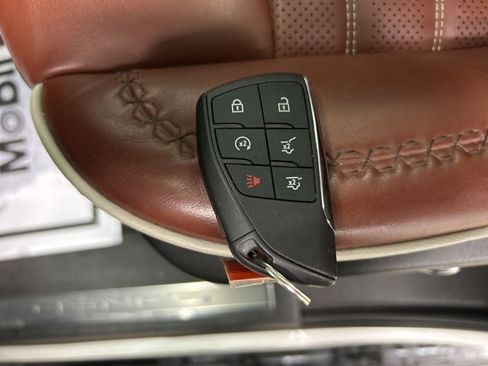 Used 2024 GMC Yukon Denali Ultimate image 36