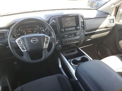 Certified 2024 Nissan Titan SV w/ SV Convenience Package AWD/4WD image 12
