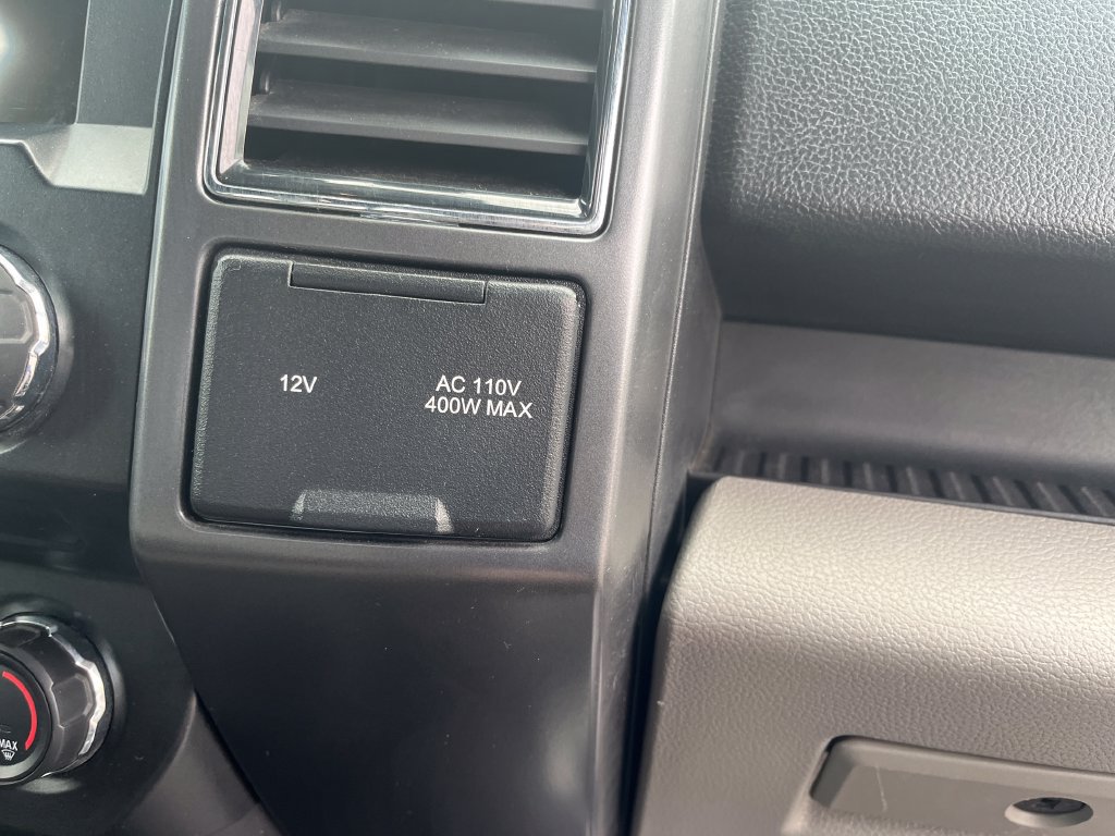 Used 2018 Ford F150 XLT w/ Equipment Group 302A Luxury AWD/4WD image 46