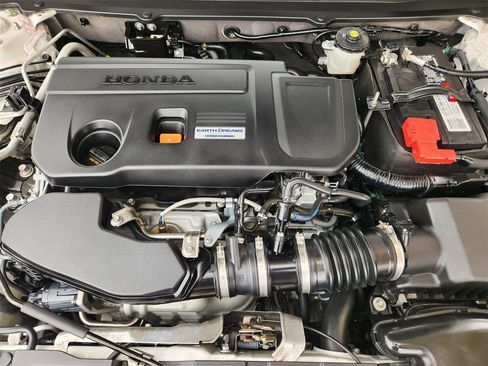 Certified 2018 Honda Accord Touring image 30