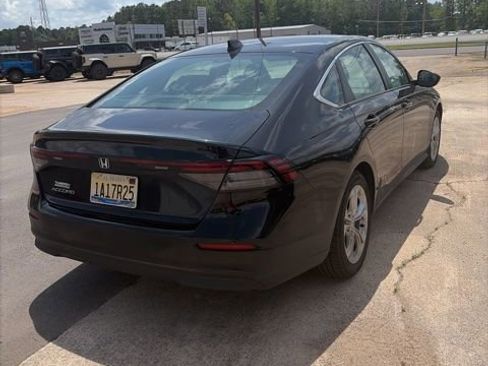 Used 2024 Honda Accord LX image 6