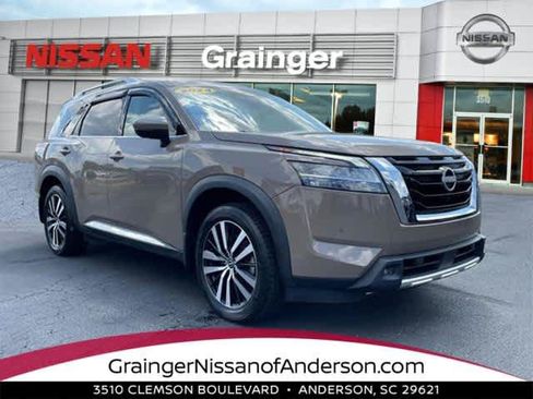 Certified 2024 Nissan Pathfinder Platinum w/ Cargo Package FWD image 1
