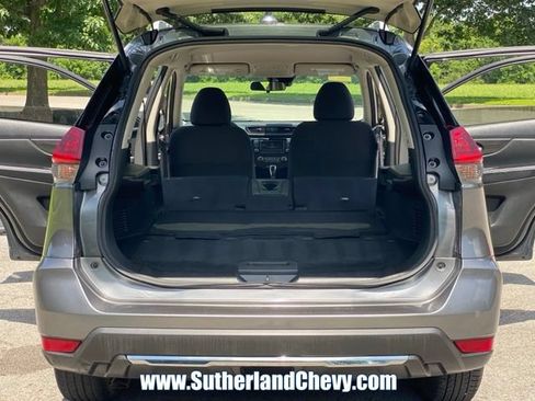 Used 2019 Nissan Rogue FWD image 39