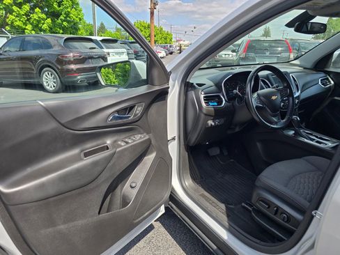 Used 2019 Chevrolet Equinox LT FWD image 18