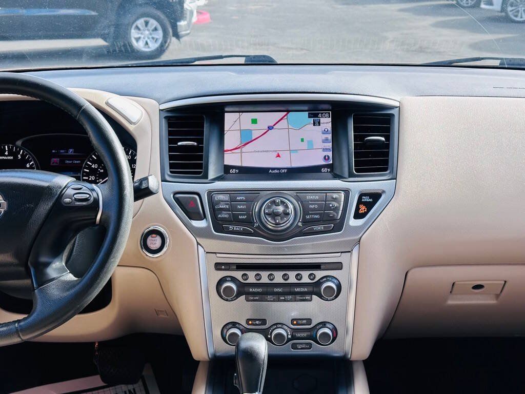 Used 2017 Nissan Pathfinder SL w/ SL Tech Package AWD/4WD image 12