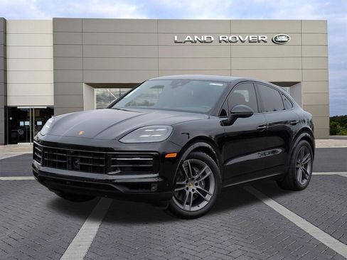 Used 2024 Porsche Cayenne Coupe AWD/4WD image 1