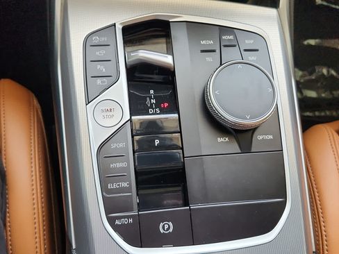Used 2023 BMW 330e w/ M Sport Package RWD image 22