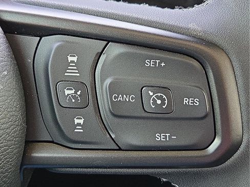 New 2025 Jeep Gladiator Willys image 17