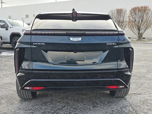 Used 2024 Cadillac Lyriq Sport image 16