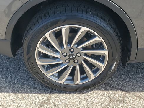 Certified 2023 Lincoln Corsair Reserve w/ Equipment Group 202A image 7