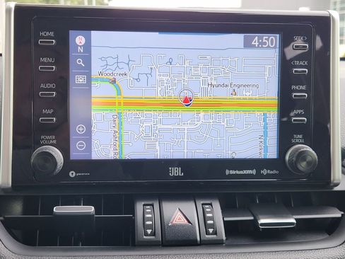 Used 2020 Toyota RAV4 Limited AWD/4WD image 16