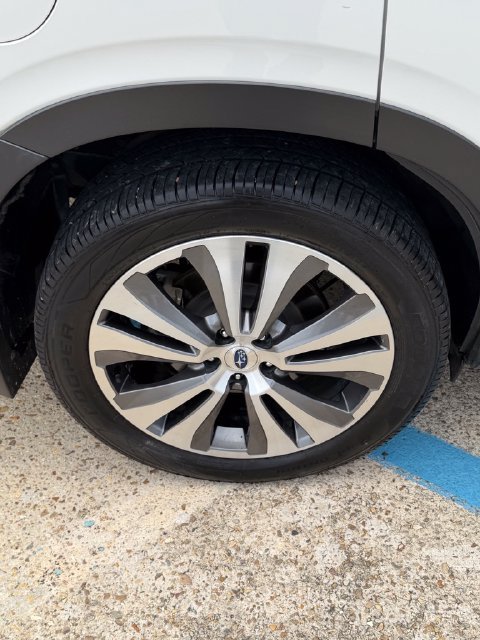 Used 2022 Subaru Ascent Touring AWD/4WD image 9