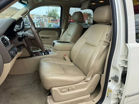 Used 2014 Chevrolet Tahoe LTZ image 7