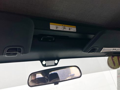 Used 2017 Jeep Wrangler Unlimited Sport w/ Max Tow Package image 14