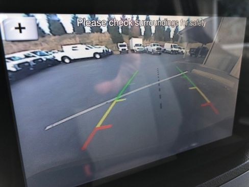 Used 2020 Ford Transit Connect XLT image 31