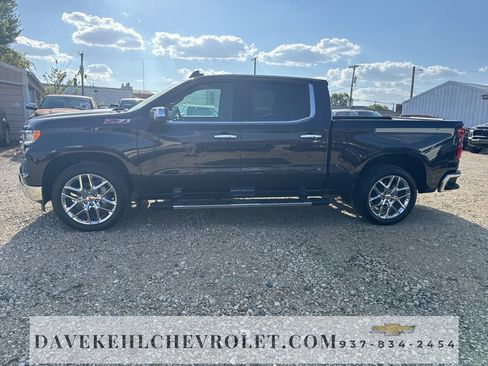 Used 2023 Chevrolet Silverado 1500 LTZ w/ LTZ Premium Package image 12
