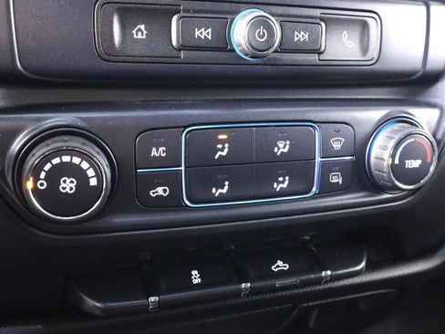 Used 2018 GMC Sierra 1500 2WD Regular Cab image 19